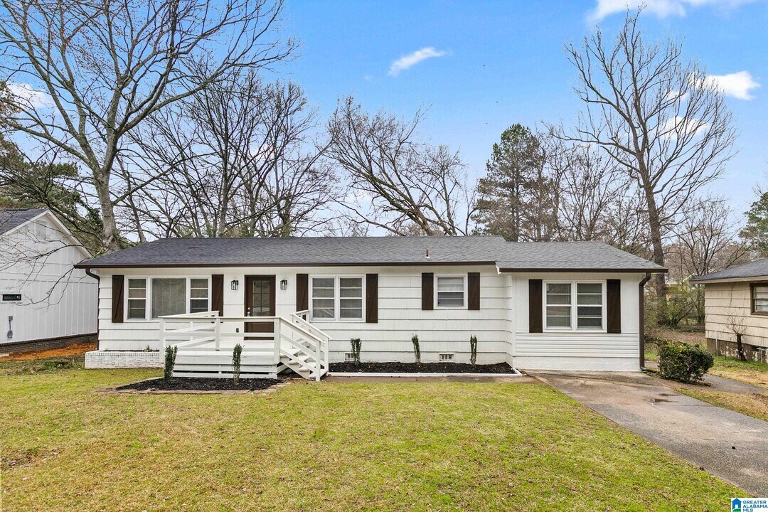 428 Orchid Rd in Birmingham, AL - Building Photo