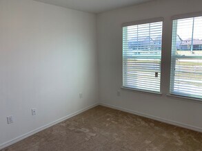 2521 Sky Stone Ct in Winter Garden, FL - Building Photo - Building Photo