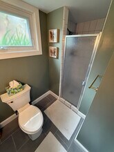 588 W Winona St in Duluth, MN - Building Photo - Building Photo