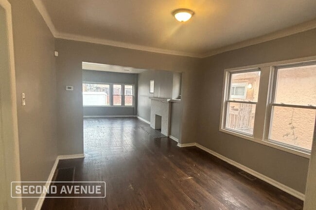 7518 S Merrill Ave in Chicago, IL - Foto de edificio - Building Photo