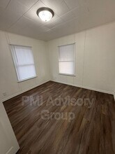 1827 NW Tyler St in Topeka, KS - Building Photo - Building Photo