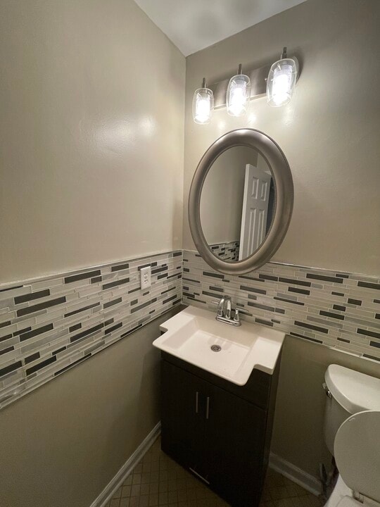 1166 Booth Rd SW in Marietta, GA - Building Photo