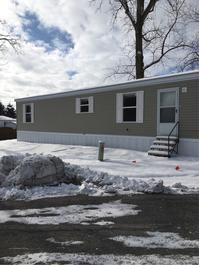 property at 1710 S Walnut St