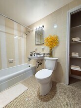 64 Brighton Ave in Boston, MA - Foto de edificio - Building Photo