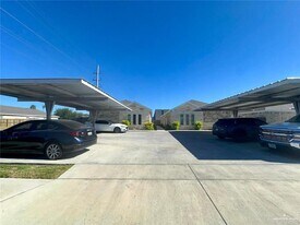 14 Hiawatha Dr in Pharr, TX - Building Photo