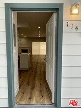 11738 Mayfield Ave in Los Angeles, CA - Building Photo - Building Photo