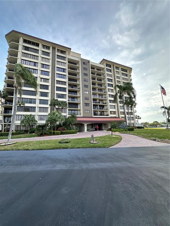 736 Island Way in Clearwater, FL - Building Photo - Building Photo