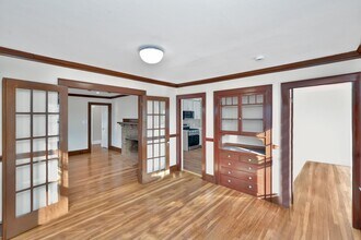 37 Westminster Ave, Unit 2 in Arlington, MA - Foto de edificio - Building Photo