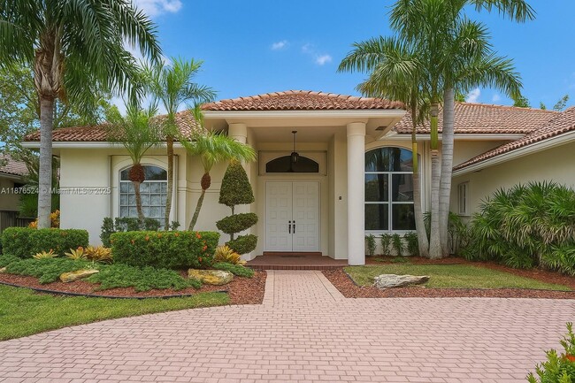 2524 Eagle Run Ct in Weston, FL - Building Photo - Building Photo