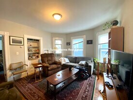 173A Rindge Ave, Unit 2L in Cambridge, MA - Building Photo