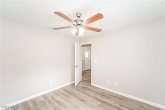 4511 Dakota Terrace in North Port, FL - Building Photo - Building Photo