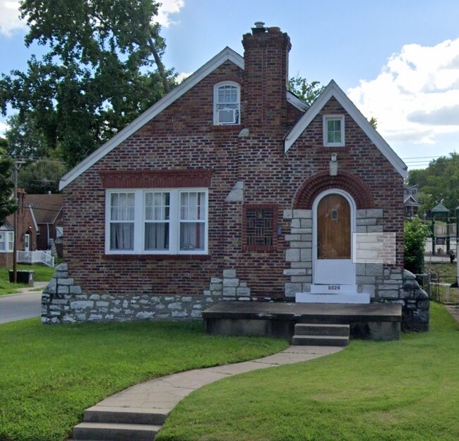 property at 6026 N Pointe Blvd