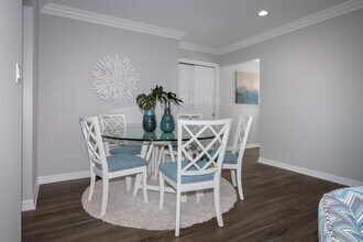 91 S Clinton Ave-Unit -2B in Bay Shore, NY - Building Photo - Building Photo