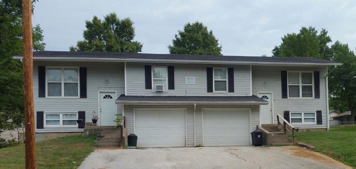 505 W Mauller Rd in Columbia, MO - Building Photo