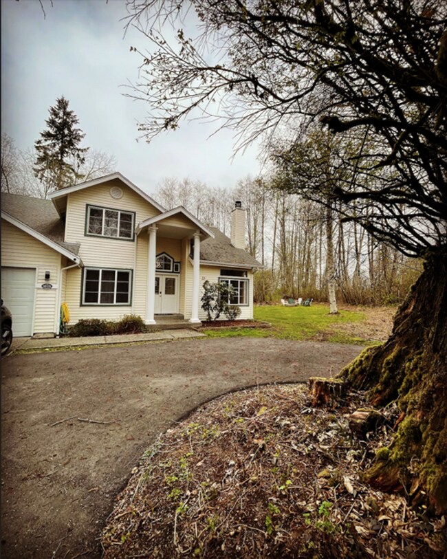 property at 16131 79th Ave SE