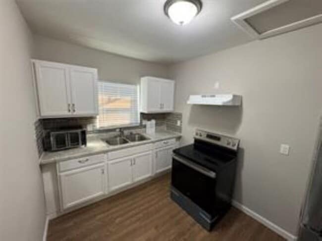 3231 Holman St in Houston, TX - Foto de edificio - Building Photo