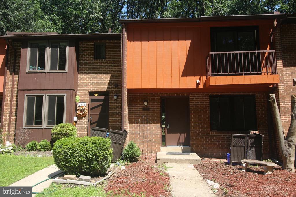 7843 Briardale Terrace in Rockville, MD - Building Photo