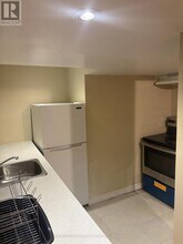 397 Centre St E in Richmond Hill, ON - Building Photo - Building Photo