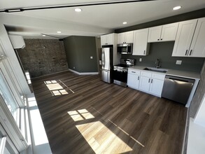 208 S Jackson St in Jackson, MI - Building Photo - Building Photo