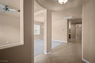 12168 Country Day Cir in Ft. Myers, FL - Building Photo - Building Photo