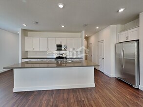 10436 Bee Balm St in Las Vegas, NV - Building Photo - Building Photo