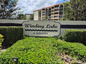 10039 Winding Lake Rd in Sunrise, FL - Building Photo