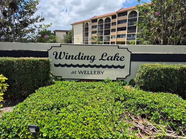 property at 10039 Winding Lake Rd