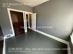 1471 Ridgewood Ave in Lakewood, OH - Building Photo - Building Photo