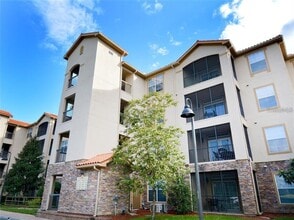 8010 Tuscany Way in Davenport, FL - Building Photo - Building Photo
