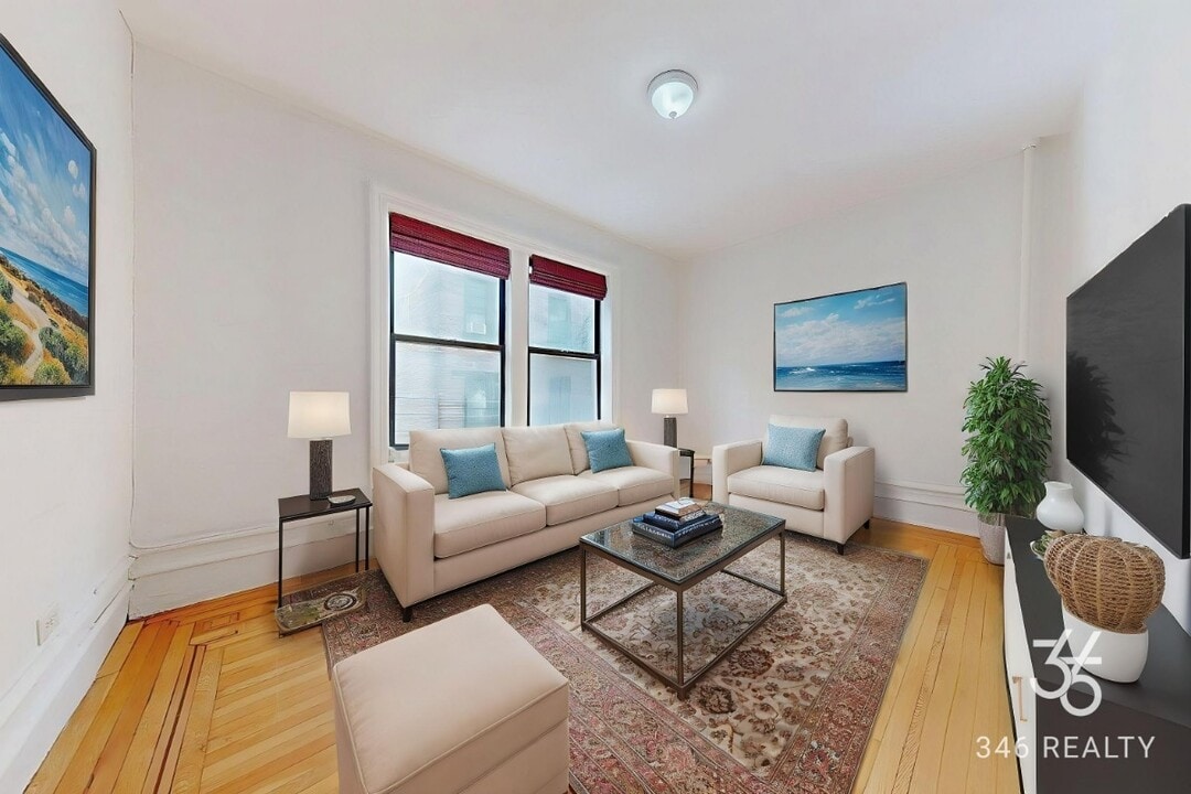 510 W 123rd St in New York, NY - Building Photo