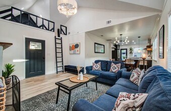 5312 Jefferson St in Houston, TX - Building Photo - Building Photo