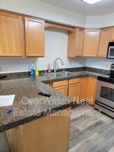 11351 Discovery View Dr in Anchorage, AK - Building Photo - Building Photo