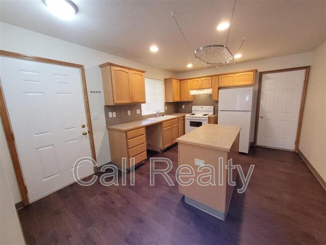 18714 E Augusta Ct in Spokane Valley, WA - Building Photo - Building Photo