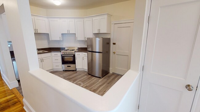 1595 Beacon St in Brookline, MA - Building Photo - Building Photo