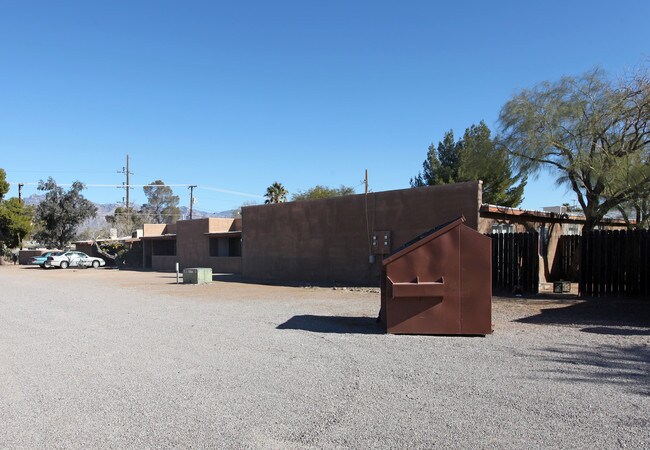 4332-4342 E Lee St in Tucson, AZ - Foto de edificio - Building Photo