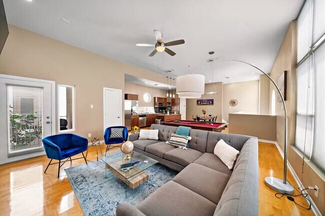 5630 Kiam St in Houston, TX - Building Photo - Building Photo