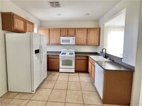 2376 Rift Valley St in Henderson, NV - Building Photo - Building Photo