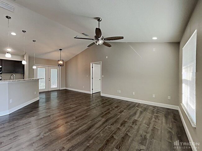 11523 Exmore St in Spring Hill, FL - Building Photo - Building Photo