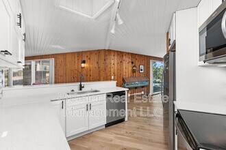 5905 E Maplewood Ave in Centennial, CO - Building Photo - Building Photo
