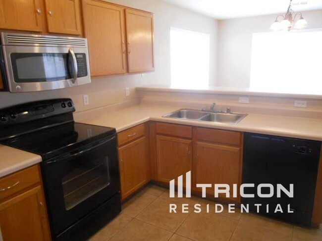 1116 W Villa Maria Dr
