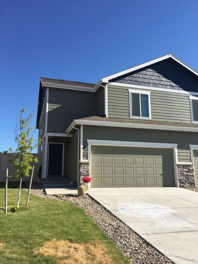 property at 6834 Umpqua River Rd