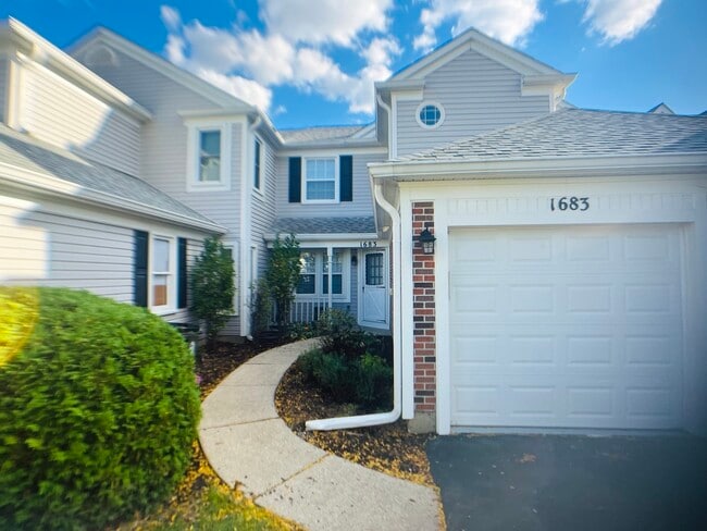property at 1683 Vermont Dr