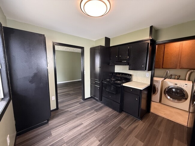 122 Hathaway St in Lansing, MI - Building Photo - Building Photo