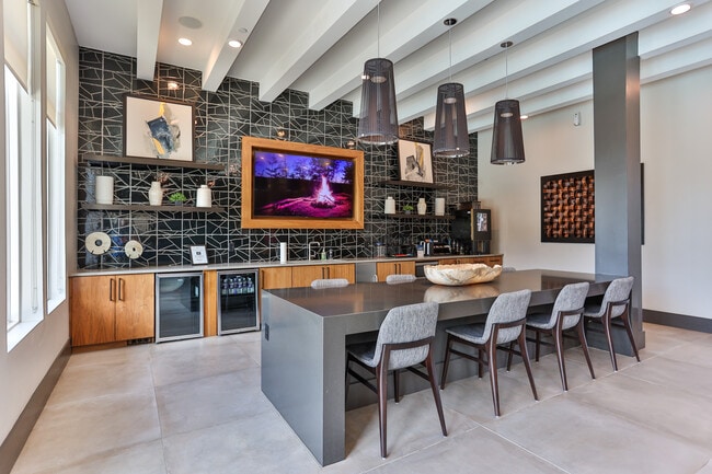 Icon Apartment Homes at Hardin Valley in Knoxville, TN - Building Photo - Interior Photo