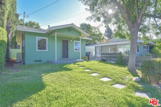 2657-2657 Piedmont Ave in Glendale, CA - Building Photo - Building Photo