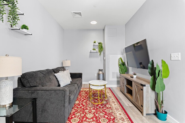 95 Broadway, Unit ID1240367P in Everett, MA - Building Photo - Building Photo