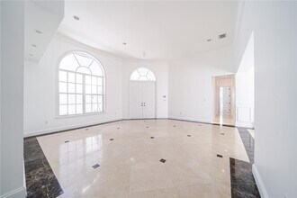 3975 194th Trl in Golden Beach, FL - Building Photo - Building Photo