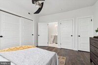 5531 Whitby Ave photo'