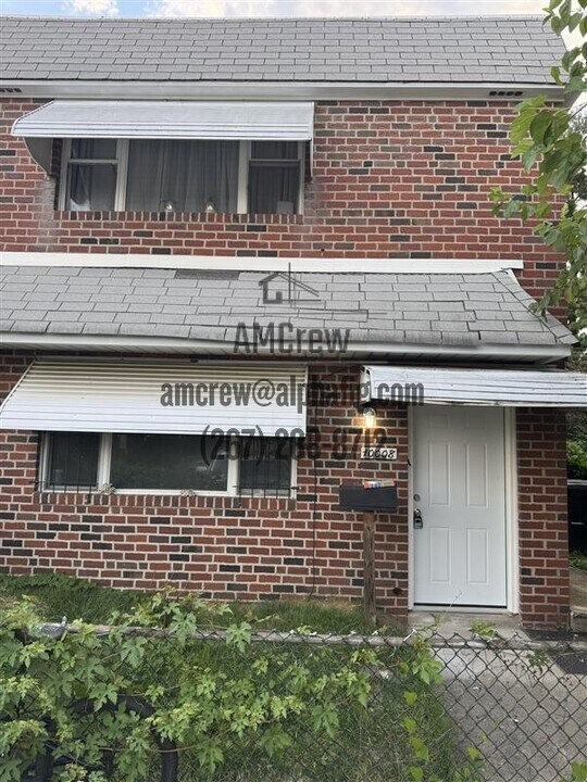 10008 Jeanes St in Philadelphia, PA - Building Photo