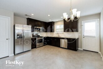 1409 Woods Lake Ct in Houston, TX - Building Photo - Building Photo